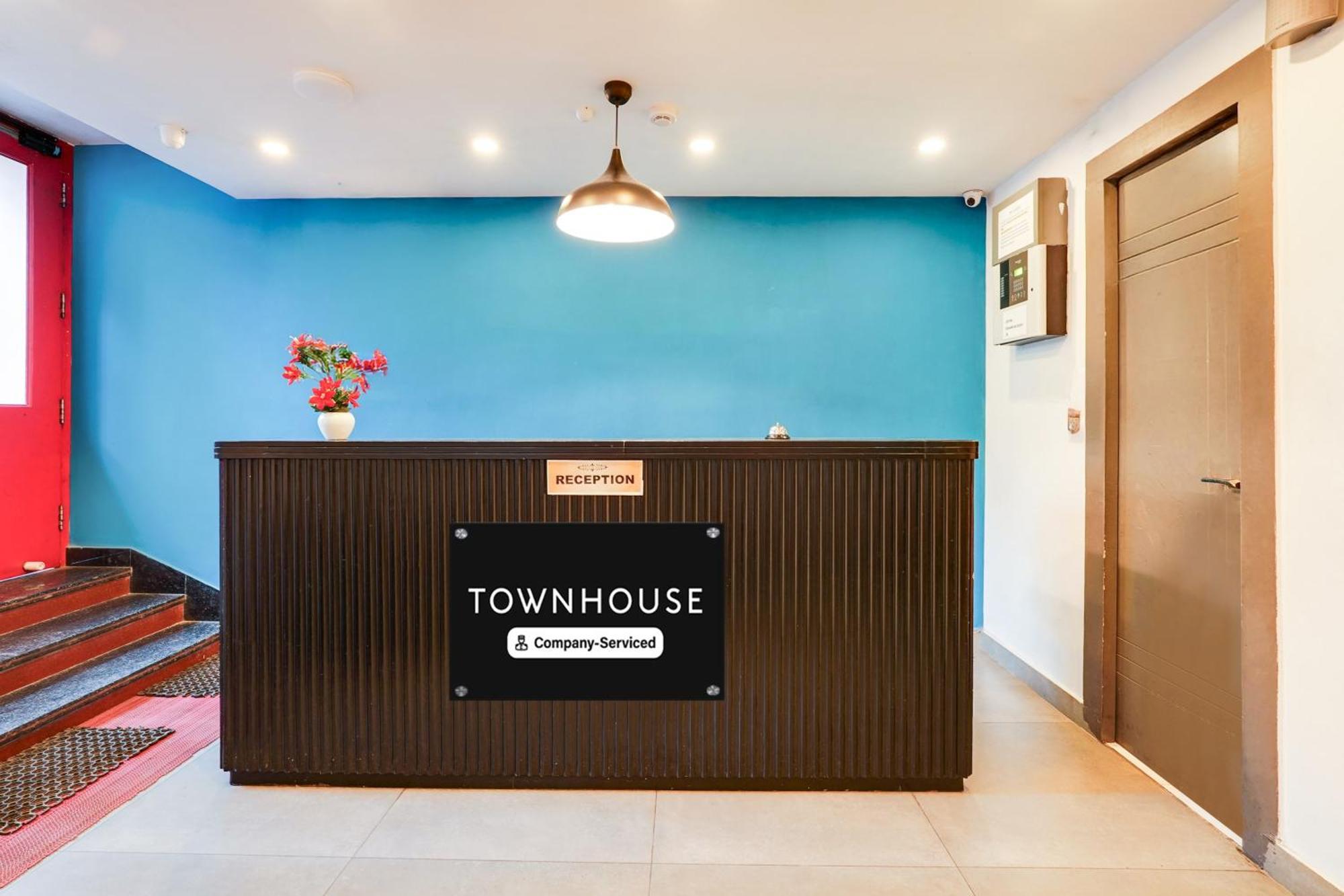 Super Townhouse Btm Layout Near Madiwala Lake Formerly Q Rooms Bangalore Exterior foto
